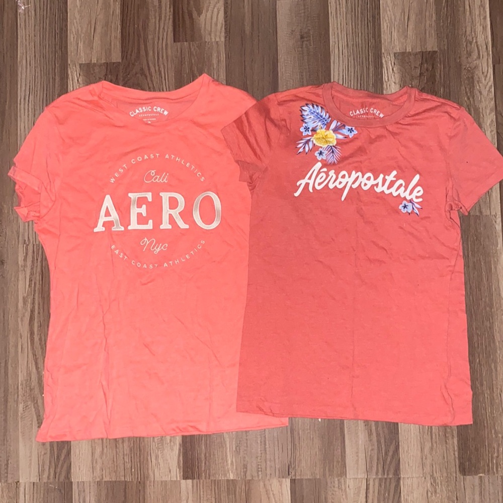 Lighter Color- XL Darker-M (BOTH juniors)